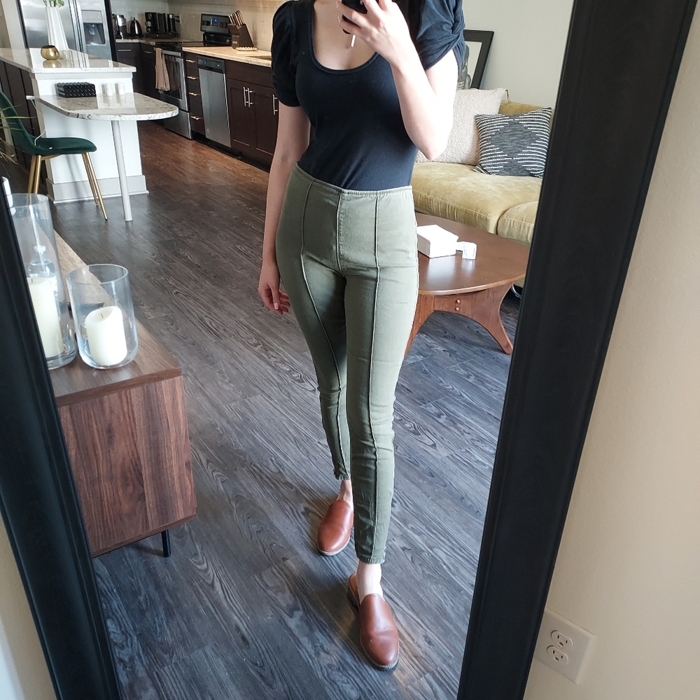 Moto zip up legging